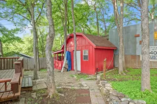 3015 Sunridge Dr, Austin, TX 78741 - Photo 32