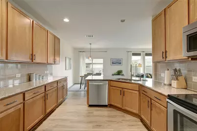 9017 Norwich Castle Drive, Austin, TX 78747 - Photo 10