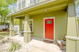 914 Bret Ln, Austin, TX 78721 - Photo 8