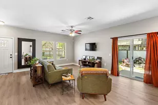 914 Bret Ln, Austin, TX 78721 - Photo 8
