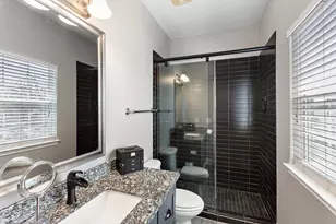 914 Bret Ln, Austin, TX 78721 - Photo 16