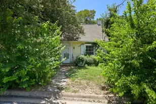 1017 W 31st St, Austin, TX 78705 - Photo 2