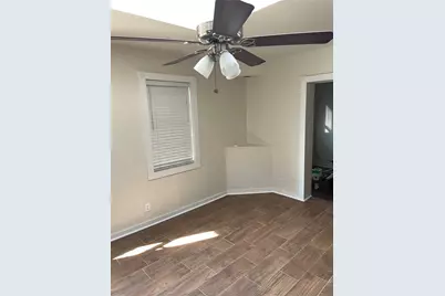 105 Henna, Bertram, TX 78605 - Photo 4