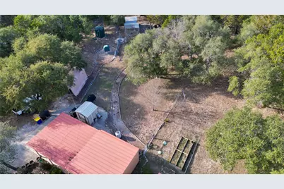 450 Windmill Oaks Drive, Wimberley, TX 78676 - Photo 32