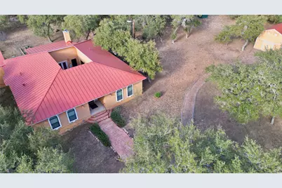 450 Windmill Oaks Drive, Wimberley, TX 78676 - Photo 34