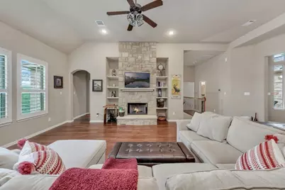 303 Palos Verdes Drive, Lakeway, TX 78734 - Photo 4