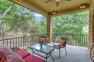303 Palos Verdes Dr, Lakeway, TX 78734 - Photo 1