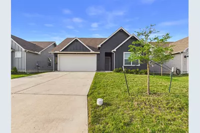 1012 Betsy Dr Drive, Seguin, TX 78155 - Photo 1
