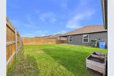1012 Betsy Dr Drive, Seguin, TX 78155 - Photo 30
