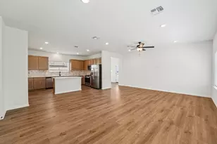 238 Bay Breeze Dr, Kyle, TX 78640 - Photo 4