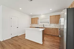 238 Bay Breeze Dr, Kyle, TX 78640 - Photo 10