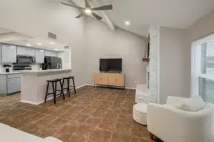 12304 Burr Ridge Dr, Austin, TX 78729 - Photo 4