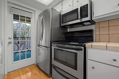 2104 Cullen Avenue #7-204, Austin, TX 78757 - Photo 10