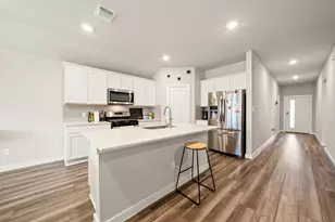 1117 Tipton St, Georgetown, TX 78633 - Photo 4