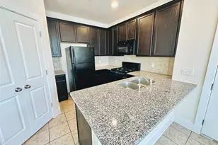 2216 Creekside Ln, Georgetown, TX 78626 - Photo 8