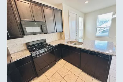 2216 Creekside Lane #D, Georgetown, TX 78626 - Photo 10