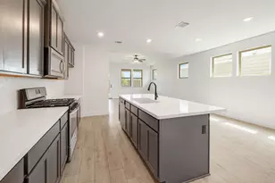 6111 Dumfries Ln, Austin, TX 78744 - Photo 12