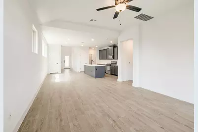 6111 Dumfries Lane, Austin, TX 78744 - Photo 4