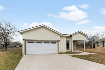 135 Koele Court, Bastrop, TX 78602 - Photo 2