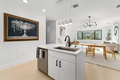 3406 E 17th Street #4, Austin, TX 78721 - Photo 8