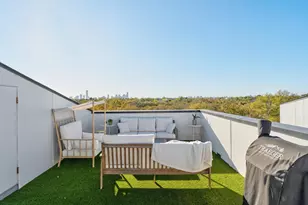 3406 E 17th St, Austin, TX 78721 - Photo 22