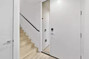 3406 E 17th St, Austin, TX 78721 - Photo 26