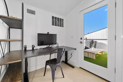 3406 E 17th Street #4, Austin, TX 78721 - Photo 20