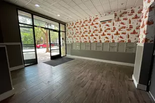 910 W 25th St, Austin, TX 78705 - Photo 6