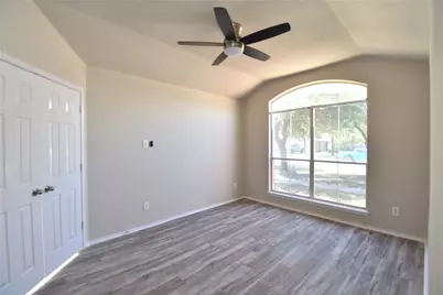 1004 Grey Castle Drive, Pflugerville, TX 78660 - Photo 16