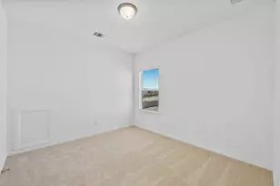 127 Silverbell Ln, Bastrop, TX 78602 - Photo 16