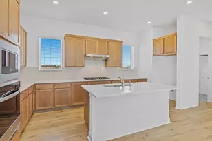 127 Silverbell Ln, Bastrop, TX 78602 - Photo 4