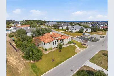 321 Sweet Grass Lane, Lakeway, TX 78738 - Photo 2