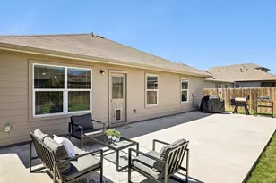 102 Harlan Dr, Hutto, TX 78634 - Photo 6