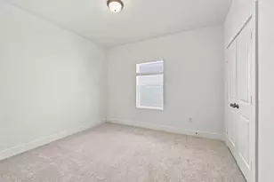 204 Ashby Dr, Hutto, TX 78634 - Photo 16