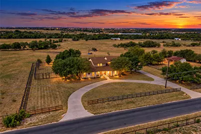 2750 County Road 100, Hutto, TX 78634 - Photo 6