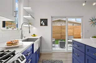 2102 E 2nd St, Austin, TX 78702 - Photo 1