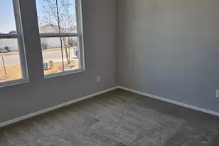 162 Hayloft Ln, Elgin, TX 78621 - Photo 12