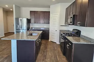 162 Hayloft Ln, Elgin, TX 78621 - Photo 4