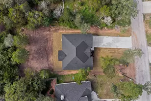 137 N Pohakea Dr, Bastrop, TX 78602 - Photo 4