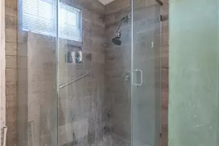 664 Hidden Oaks Dr, Elgin, TX 78621 - Photo 14