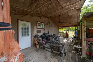 664 Hidden Oaks Dr, Elgin, TX 78621 - Photo 8