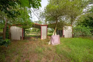 664 Hidden Oaks Dr, Elgin, TX 78621 - Photo 30