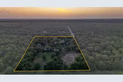 664 Hidden Oaks Drive, Elgin, TX 78621 - Photo 4