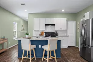 2972 Panther Spg, New Braunfels, TX 78130 - Photo 8