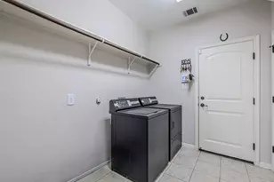 117 Arbor Point Dr, Elgin, TX 78621 - Photo 30