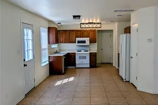 1209 Amberwood Loop, Kyle, TX 78640 - Photo 6