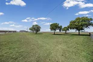 403 County View Rd, Lockhart, TX 78644 - Photo 28
