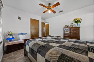 403 County View Rd, Lockhart, TX 78644 - Photo 12