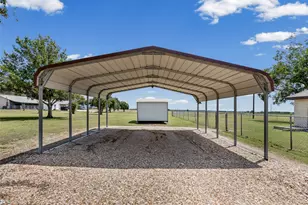 403 County View Rd, Lockhart, TX 78644 - Photo 24