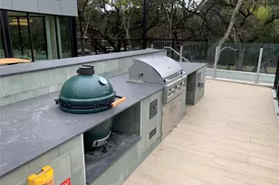 2209 S 1st St, Austin, TX 78704 - Photo 16